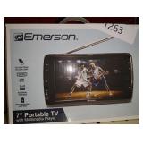 Emerson ET-7000 Portable 7 TV & Digital Multimedia Player