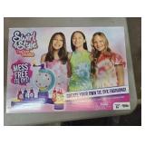 Swirl & Style Tie Dye Studio Activity Kit