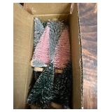 Meooeck 12 Pcs Mini Christmas Trees