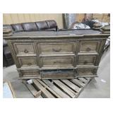 Carlisle Court 9 Drawer Dresser