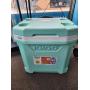 Igloo Latitude 94 Cans/60qt Rolling Cooler