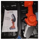 4" Cordless Mini Chainsaw