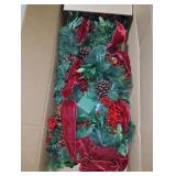 Hammacher schlemmer 6ft berrys garland with ribbon