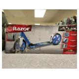 Razor A5 Lux Kick Scooter