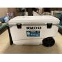 Igloo Latitude 137 Cans 90 Quart Rolling Cooler