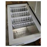 8.8 cu. ft. Hubspace Powered Manual Defrost Convertible Chest Freezer 