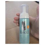Clinique Acne Solutions Daily Foam Cleanser 