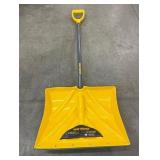18 in. Ergonomic Mountain Mover Metal Handle Plastic Snow Shovel
