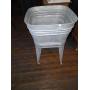 Wash tub