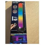 Color flowing led light bar