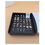 Avon everyday glam stud earrings set