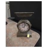 Decorative clock (works)
