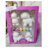 4ct Ceramic Unicorn Painting Craft Kit - Mondo Llama