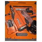 Paslode XPro Cordless 30 deg Framing Nailer Kit (Battery) 7 V