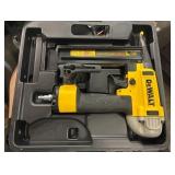 Pneumatic 18-Gauge 1/4 in. Crown Stapler