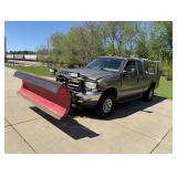 Ford F-250 Super Duty 10 Cylinder Double Cab Truck with Snow Plow
