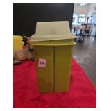 Vintage Tupperware pickle container