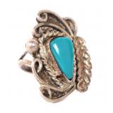 Lot 169 Lovely Native American Handmade Sterling Silver & Turquoise Ring