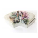 Lot 353 Chinese Porcelain Paste Box