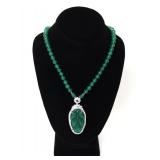 Lot 198 Lovely Green Carnelian Beaded Necklace & Pendant
