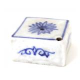 Lot 182 Lovely Korean Petite Blue & White Water Dropper