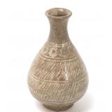 Lot 290 Beautiful Korean Ceramic Pear Shaped Cosmetic Vase