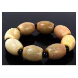 Lot 179 Chinese Jade Style Stone Beaded Bracelet