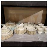 128 RoyalStanfordBoneChinaSetWhisperingGrass