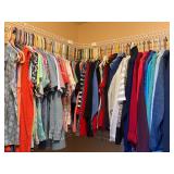 131 RackofWomensCasual&SportTopsSizeMedium