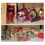 184 RedHurricanesandVintageChristmasDecor