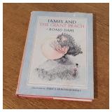 19 James&TheGiantPeachRonaldDahlBook