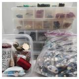 166 MassiveCraftingBeadsLot