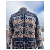 67 1998Icelandic100WoolSweaterSizeM