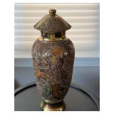 6 RoseMarioPorcelainMultiTexturedGoldenVasewithLid