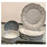 Williams Sonoma Dusty Grey Melamine Set – 8 Plates, 4 Bowls