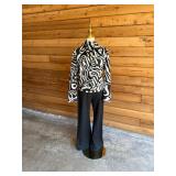 145 STJOHNSportOutfitZebraTopJacketwBlackDenimSz4S