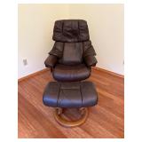 Ekornes Stressless Leather Recliner & Ottoman – Scandinavian Design