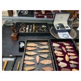 3 TRAYS REAL ARROWHEADS