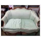 Seaforam settee