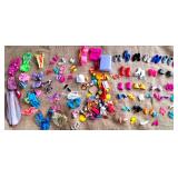 BARBIE DOLL ACCESSORIES 