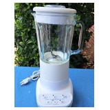 KITCHEN AID BLENDER