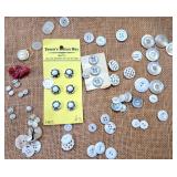 SEWING BUTTON LOT