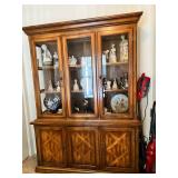 China cabinet 