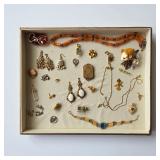 Jewelry, including many vintage jewelry pieces