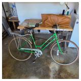 Vintage Schwinn bike (complete)
