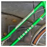 Vintage Schwinn bike (complete)