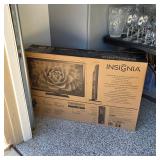 Insignia NS-39L240A13 39 inch LCD TV