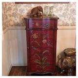 Gorgeous Bombay Chest