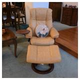 Vintage Ekornes Stressless chair with ottoman