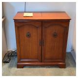 1940s Magnificent Magnavox turntable radio cabinet